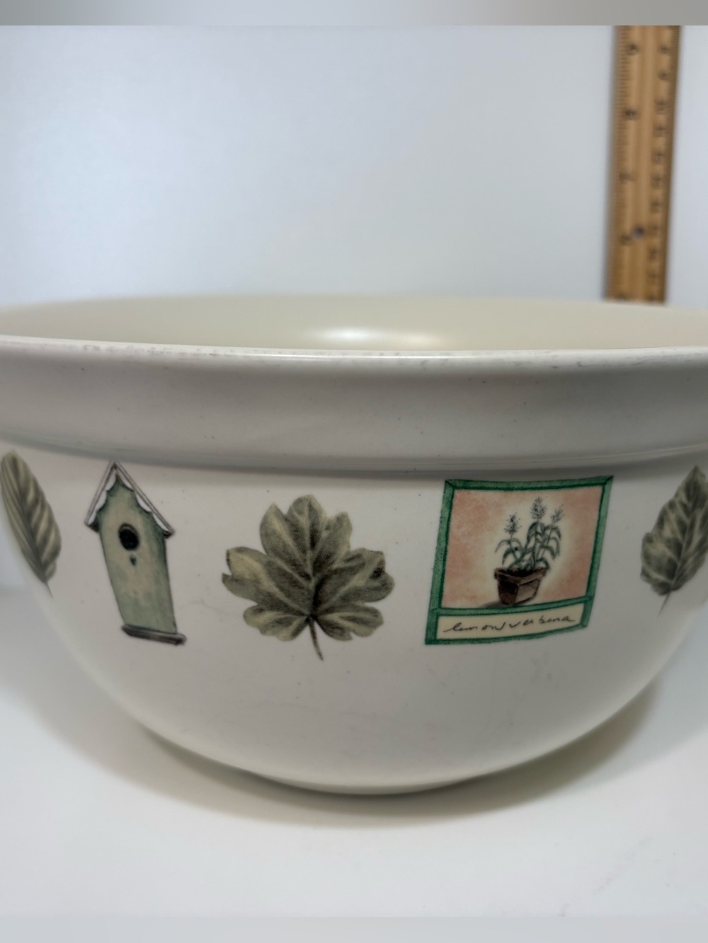 Vintage Ceramic Pfaltzgraff Naturewood Serving or Mixing Bowl